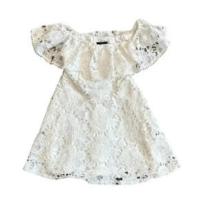 Forever21 off the shoulder Lace white dress Size M